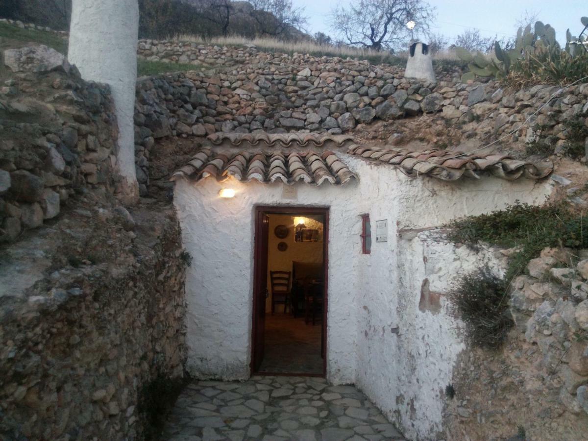 Cueva El Madrono Villa Pegalajar Екстериор снимка