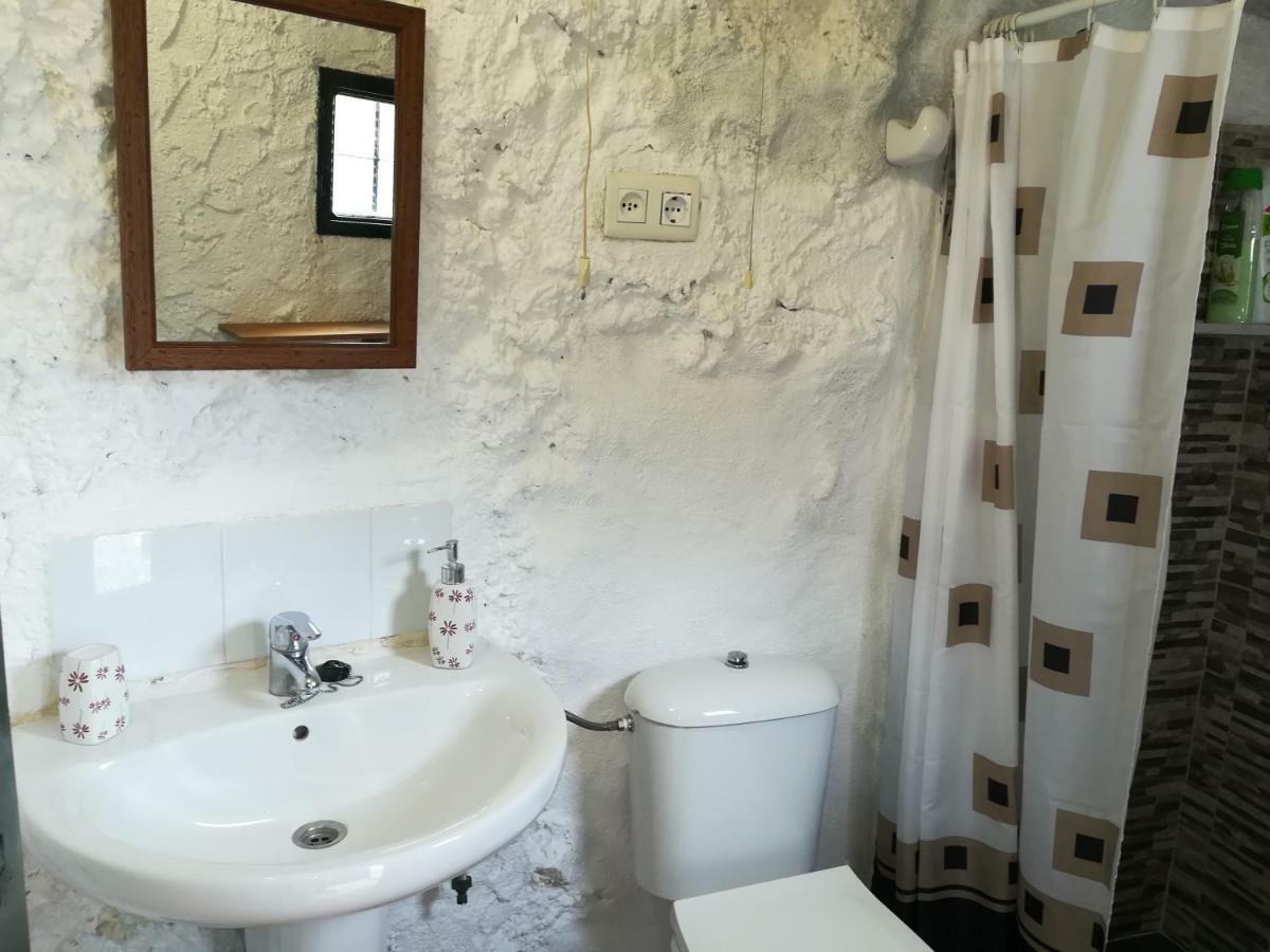 Cueva El Madrono Villa Pegalajar Екстериор снимка