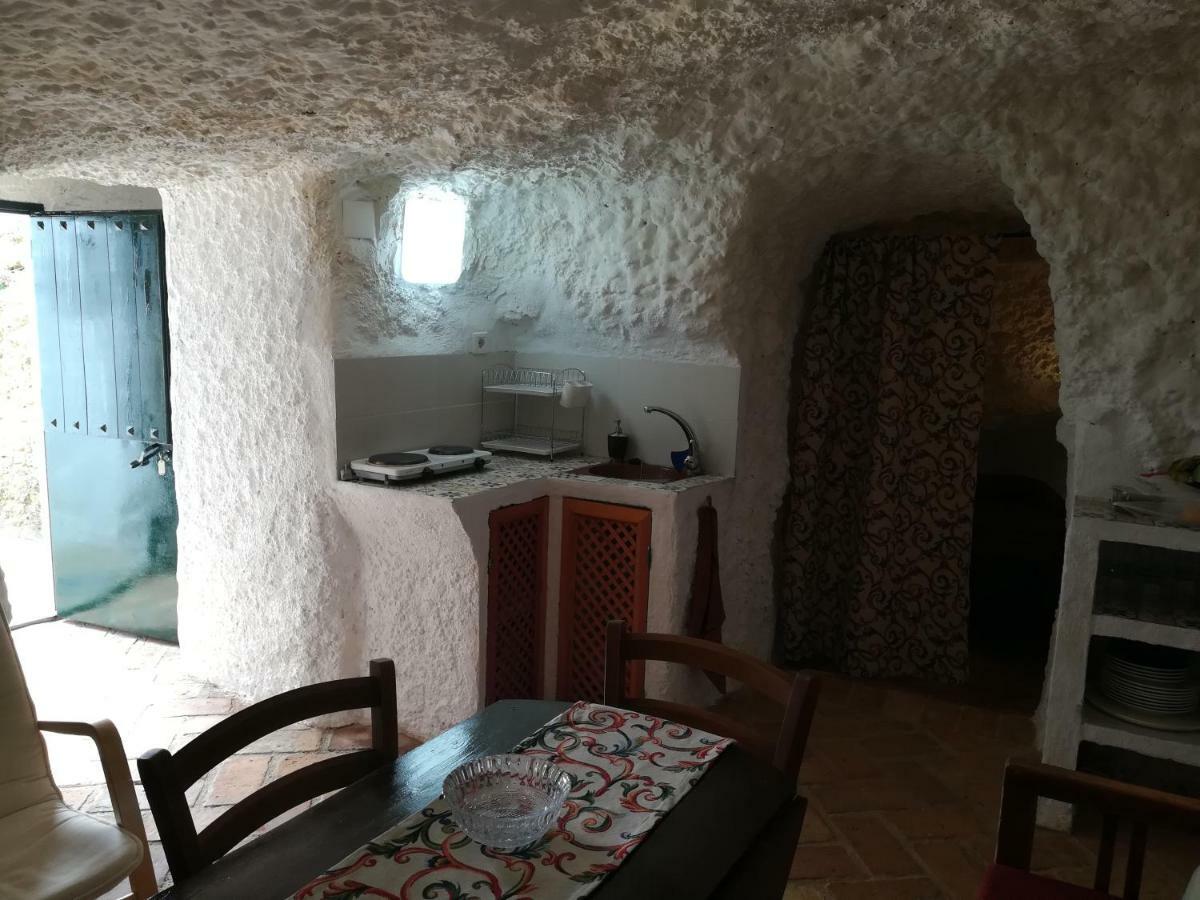 Cueva El Madrono Villa Pegalajar Екстериор снимка